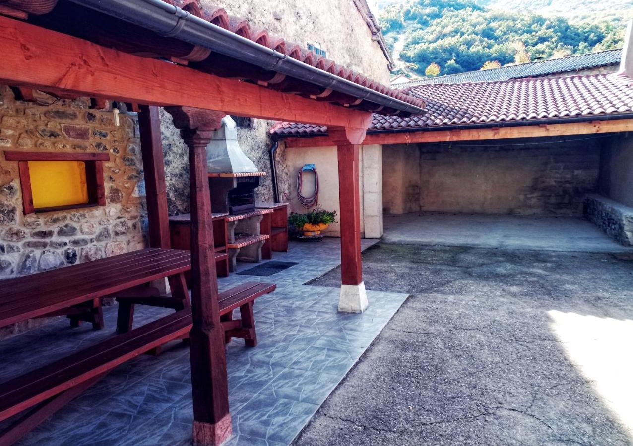 Casa Rural Buron 波萨达德瓦尔德翁 外观 照片