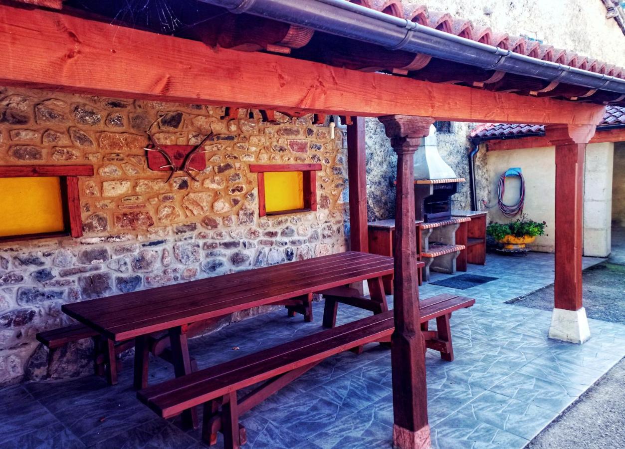 Casa Rural Buron 波萨达德瓦尔德翁 外观 照片
